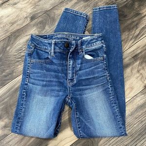 AMERICAN EAGLE || Skinny Jeans